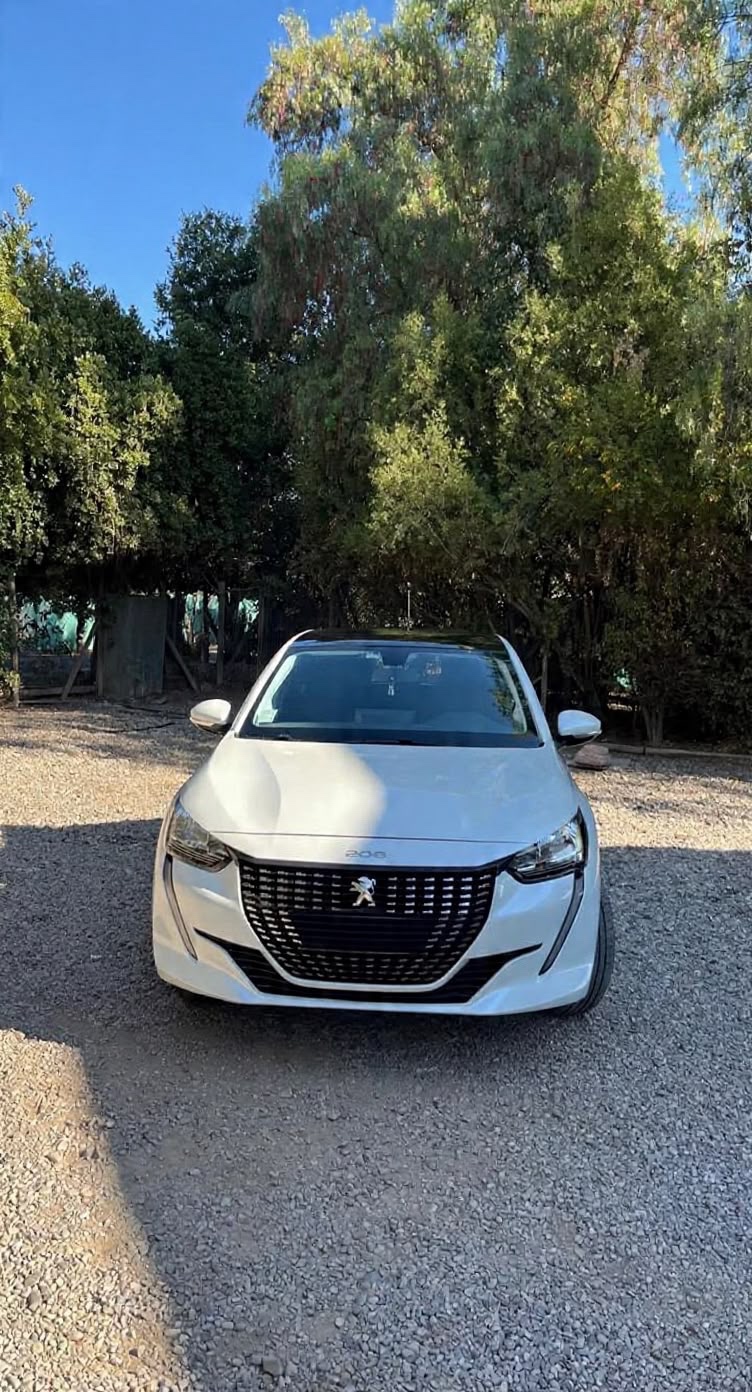 Peugeot 208 1.2 Puretech Style 75 Mt año 2024