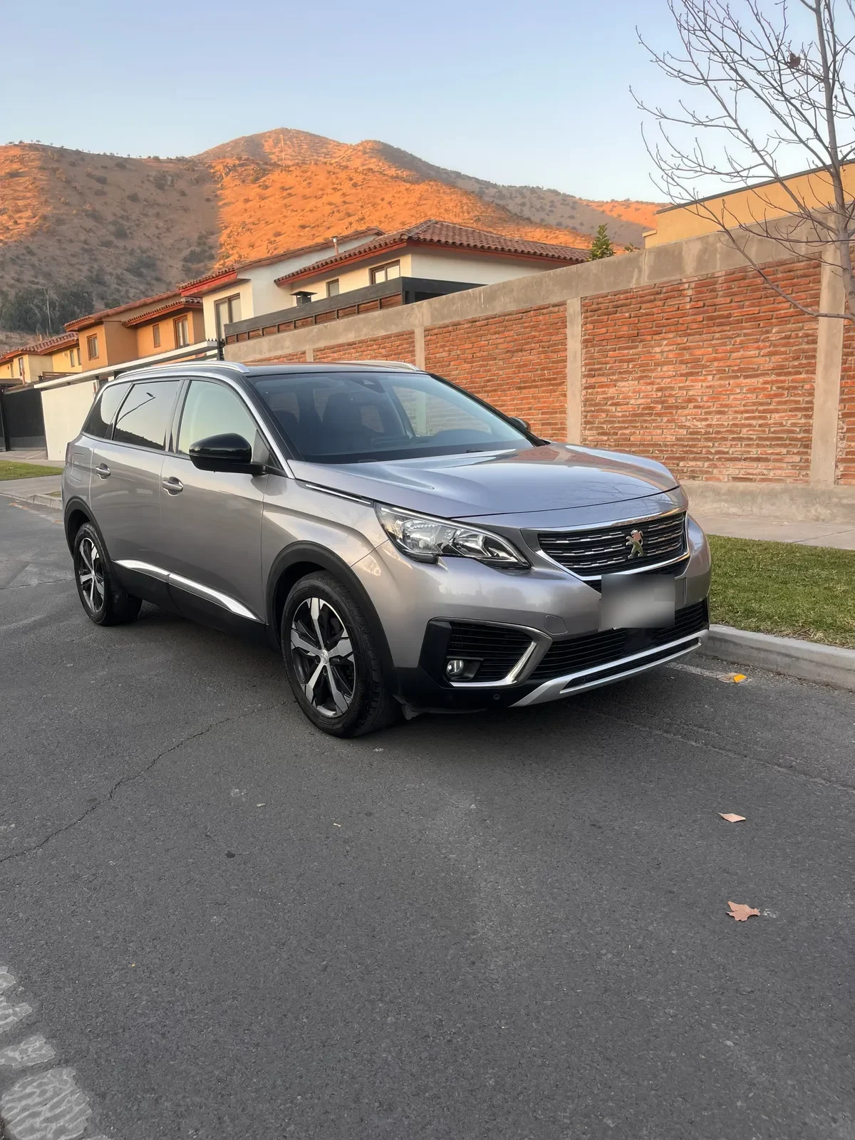 Peugeot 5008 2.0 Allure Bluehdi 150ho E6 Mt Diesel año 2018