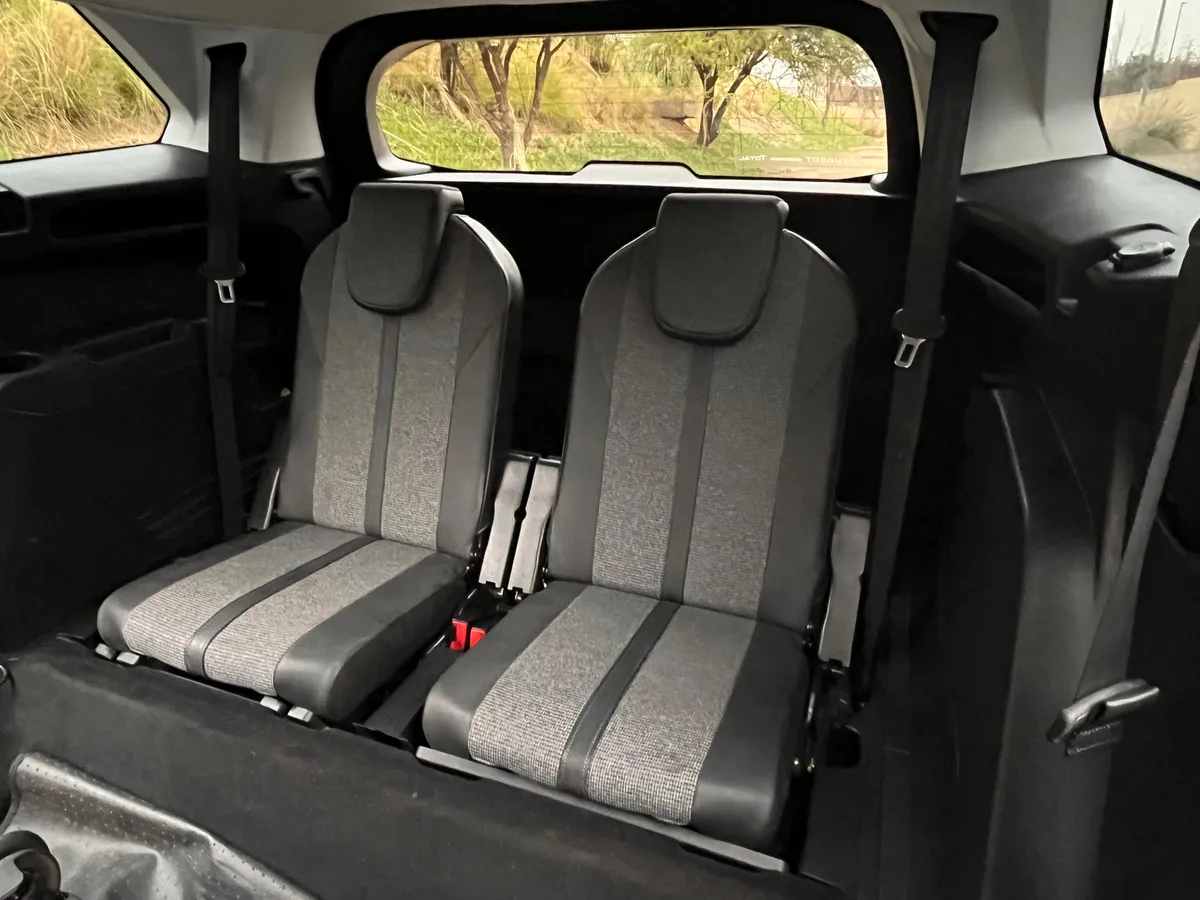 Peugeot 5008 2.0 Allure Bluehdi 150ho E6 Mt Diesel año 2018