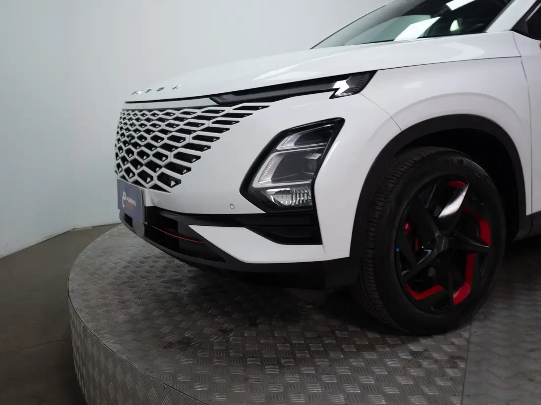 Omoda C5 C5 1.5 T Luxury At año 2024