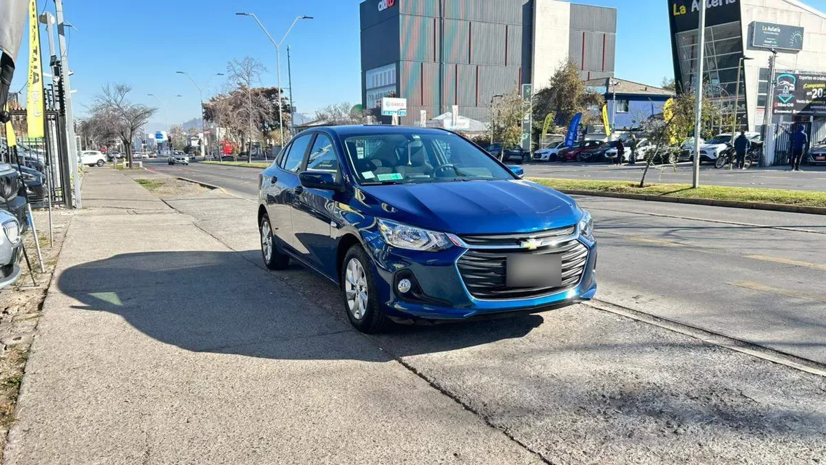 Chevrolet Onix Lt 1.0t 4x2 Sedan Mt 4p año 2021