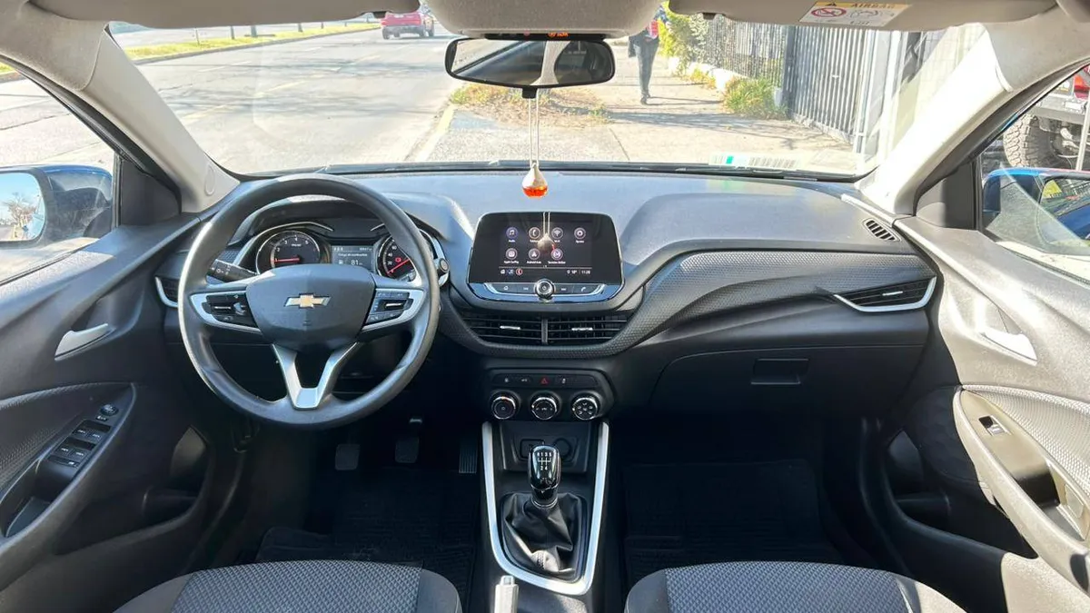 Chevrolet Onix Lt 1.0t 4x2 Sedan Mt 4p año 2021