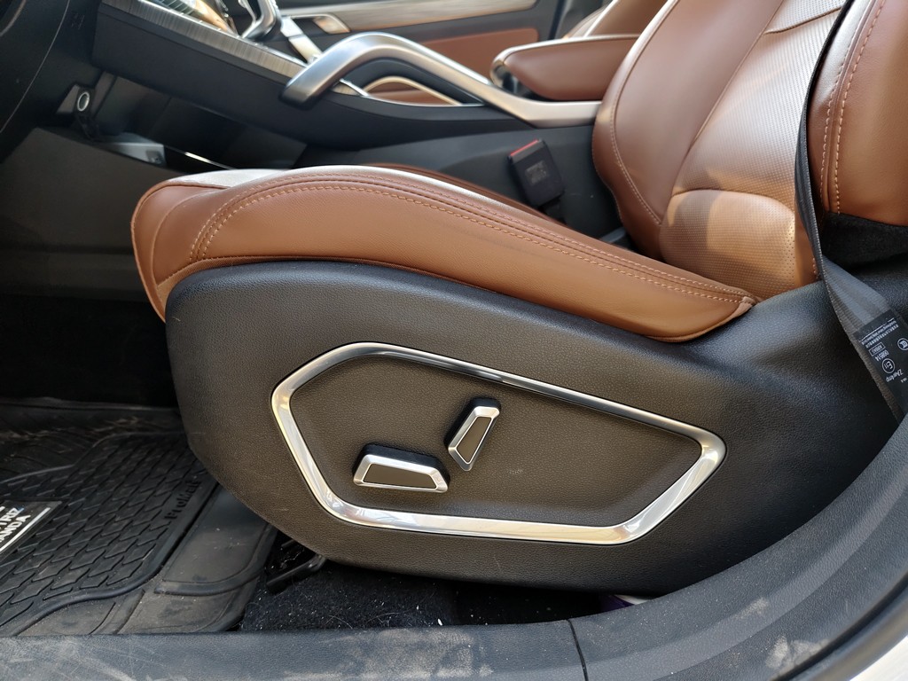 Geely Azkarra Comfort año 2024