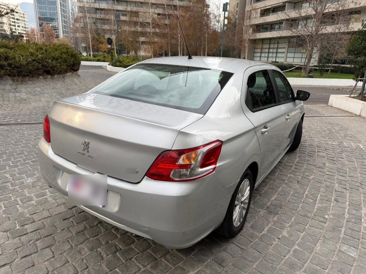 Peugeot 301 Active 1.6 año 2017