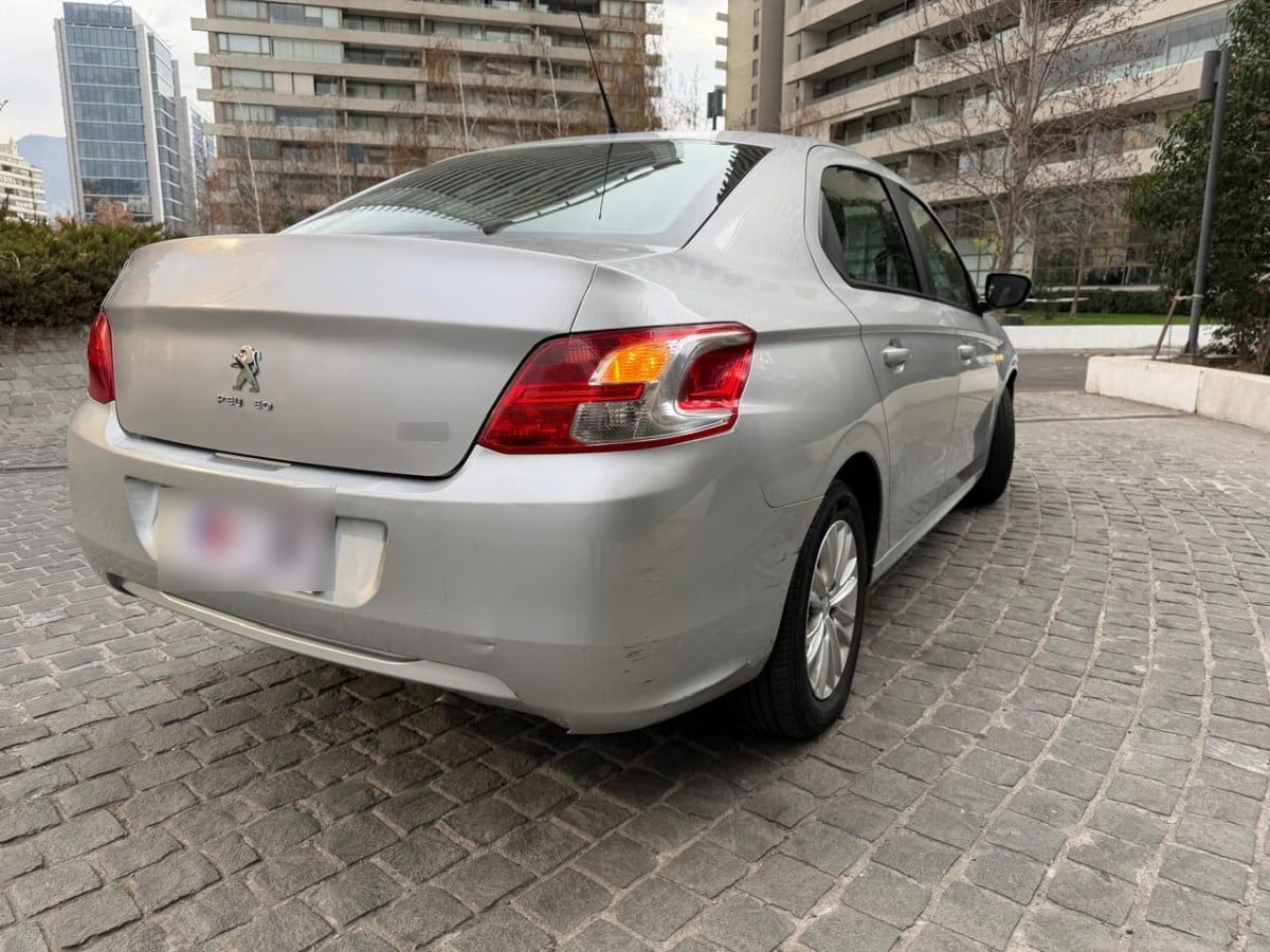 Peugeot 301 Active 1.6 año 2017
