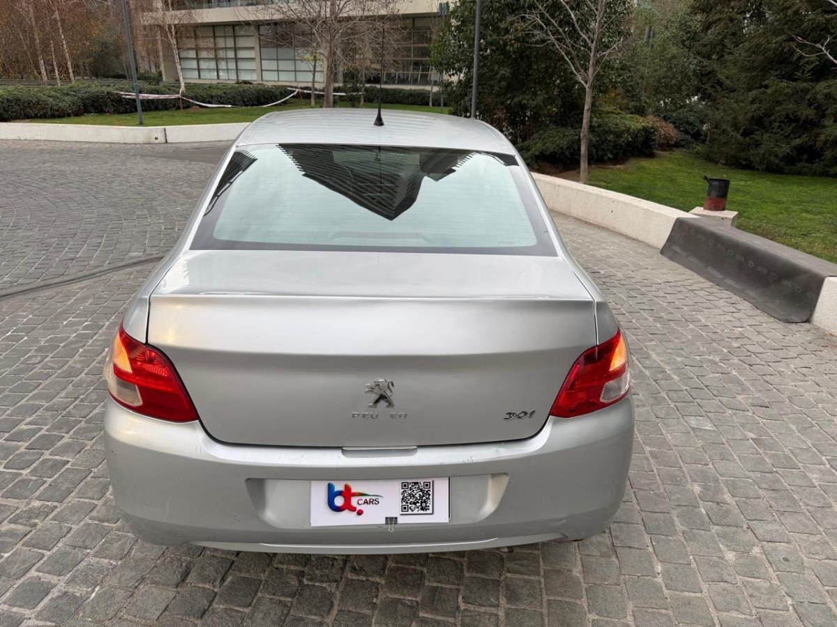Peugeot 301 Active 1.6 año 2017