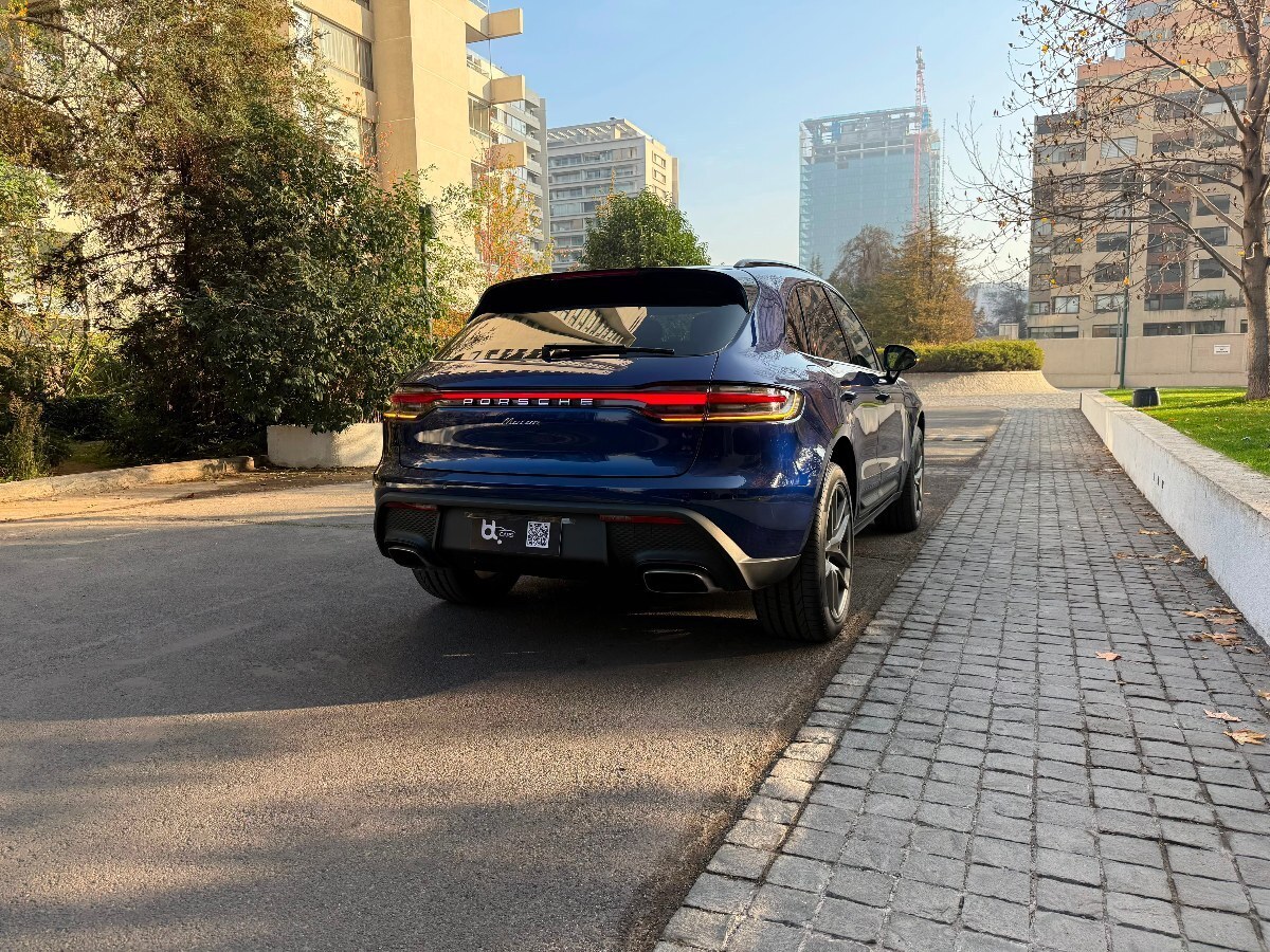 Porsche Macan Macan R4 Iii 5p 4x4 2.0 Aut año 2026