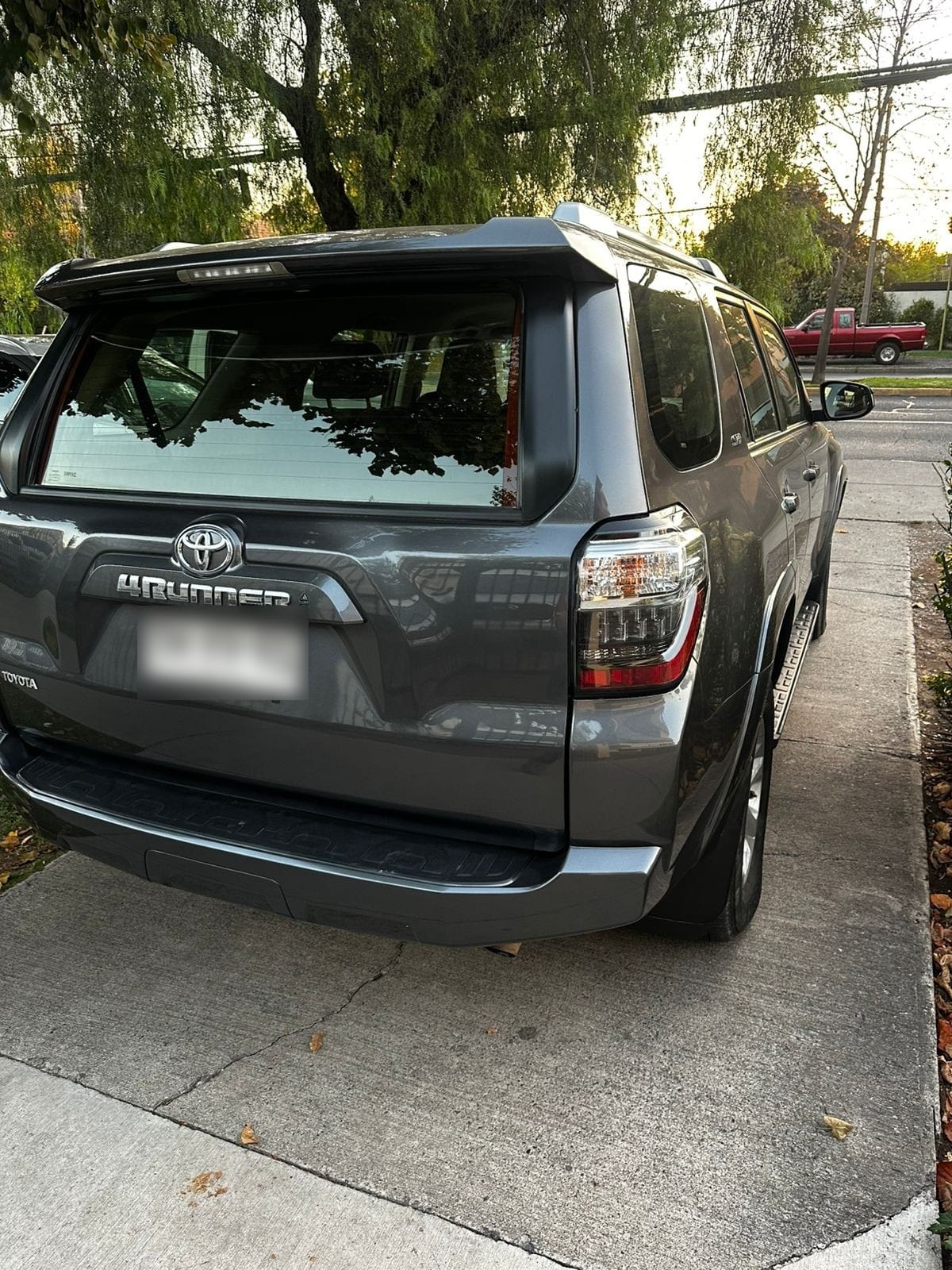 TOYOTA 4RUNNER 4.0 Sr5 At 4x4 año 2024