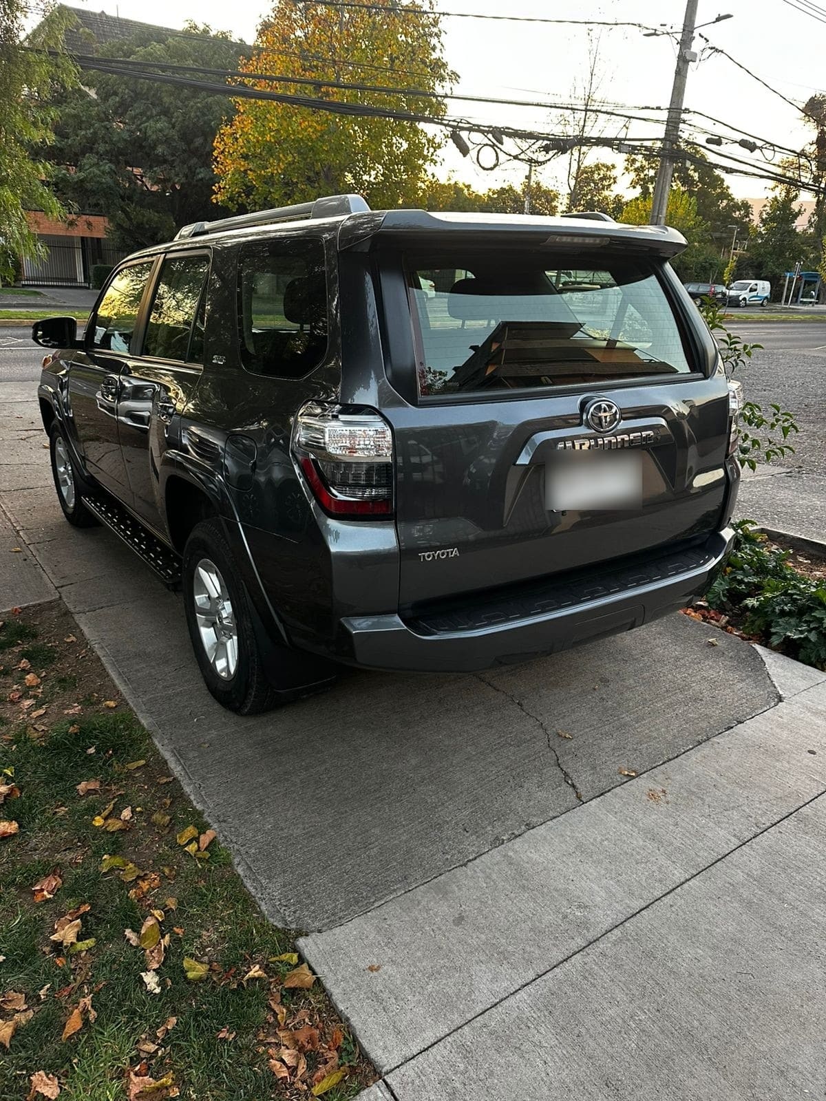 TOYOTA 4RUNNER 4.0 Sr5 At 4x4 año 2024