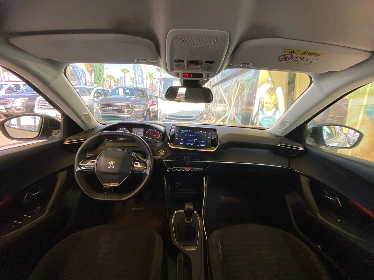 Peugeot 2008 1.2 Active Pack Puretech 130hp Mt 5p año 2024