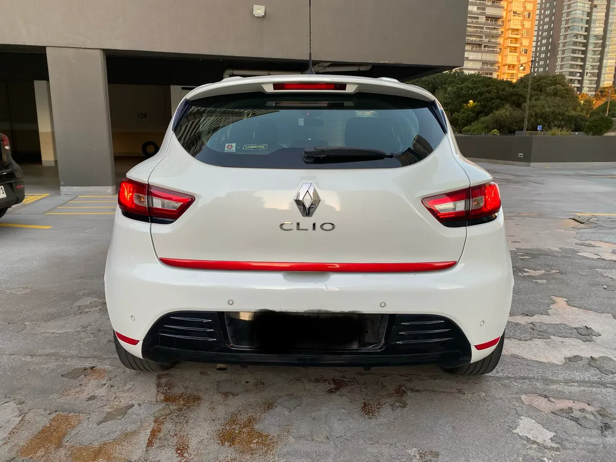 Renault Clio 1.2 Iv Expression Fl Mt año 2017