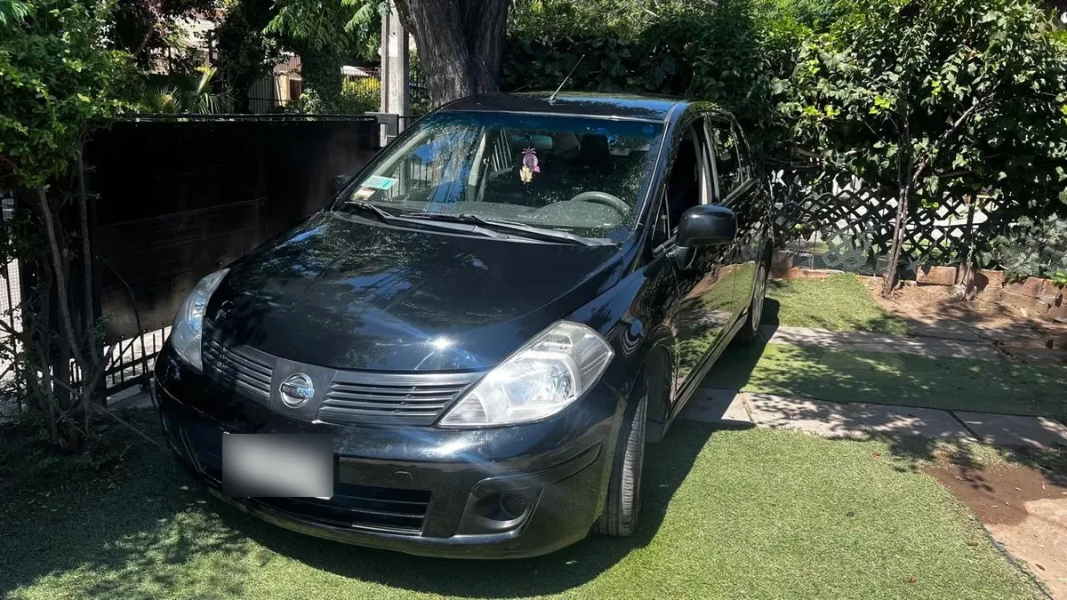NISSAN TIIDA 1.6 Sedan S Ac Mt año 2014