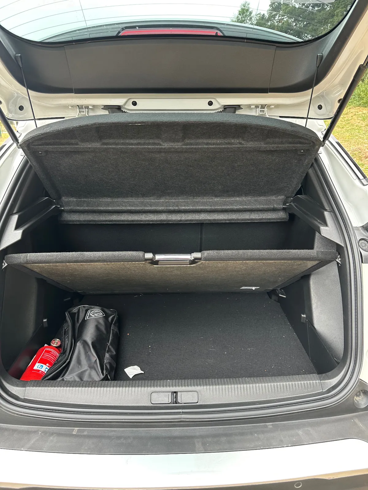 PEUGEOT 2008 1.2 Active Pack Puretech 130 Mt año 2023