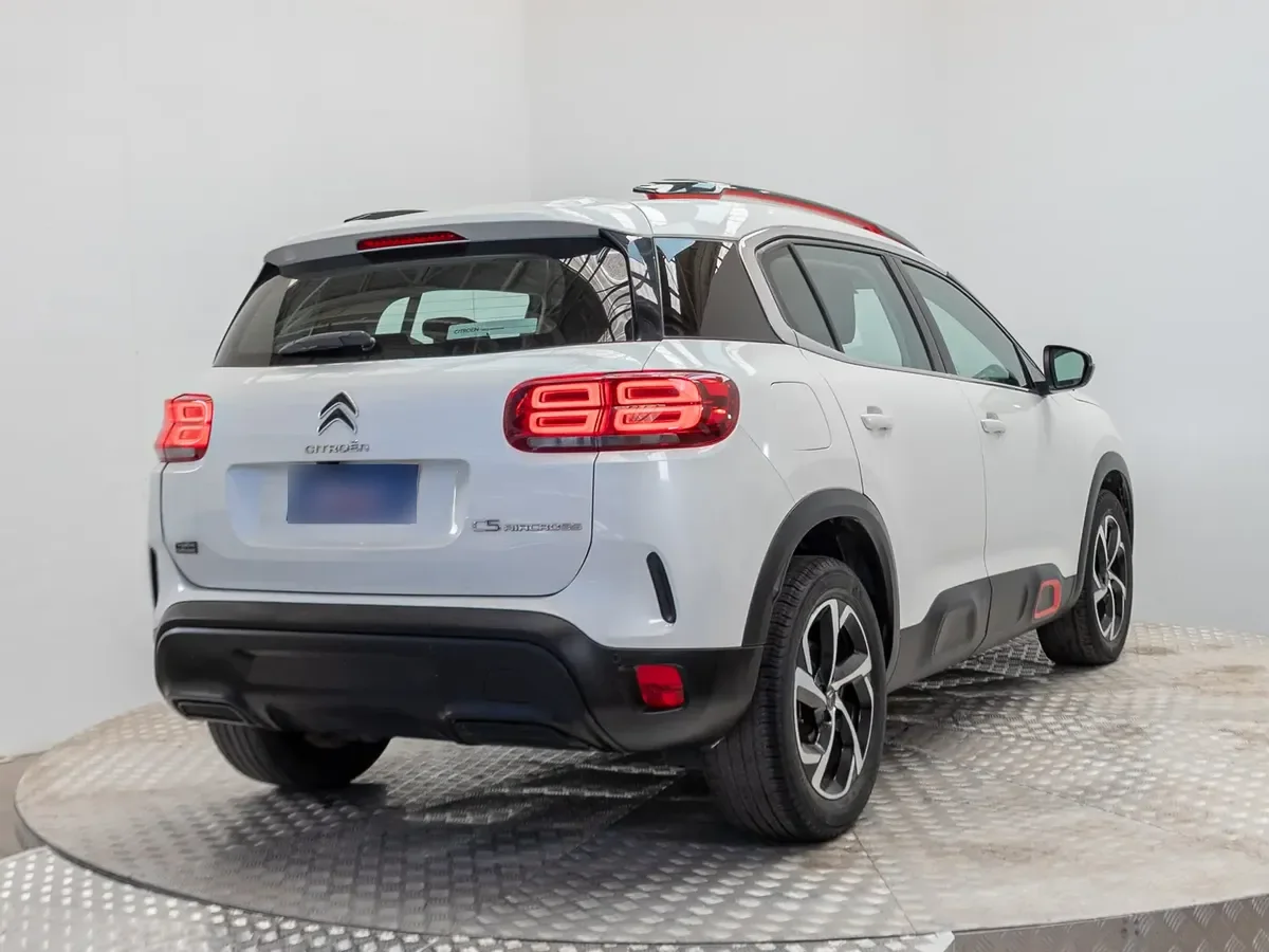 Citroen C5 Aircross 1.5 Aircross Bluehdi 130 S&amp;s Live Mt Diesel año 2021