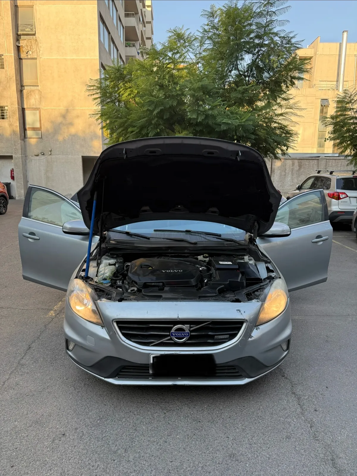 Volvo V40 1.6 T4 R-Desing Mt año 2013