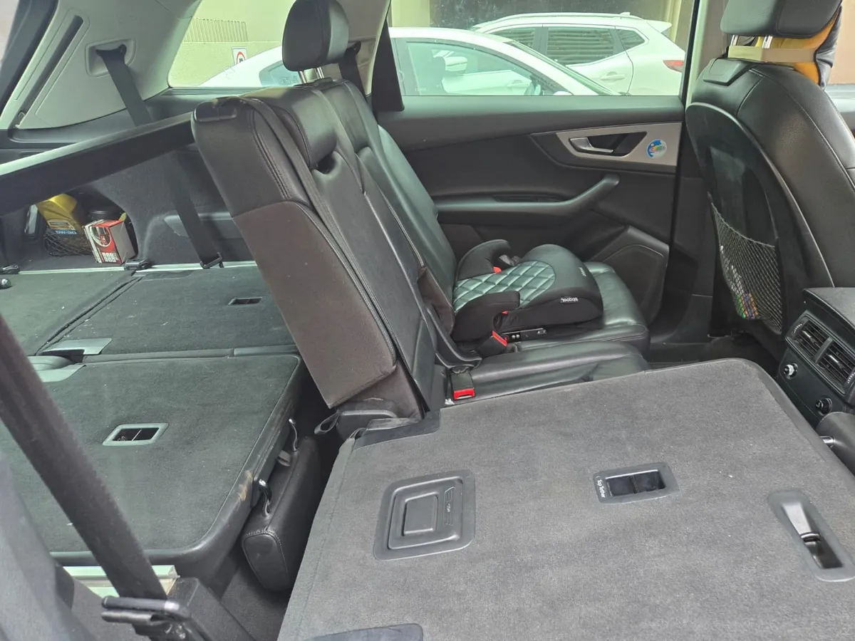 AUDI Q7 3.0 Design Tfsi At año 2019