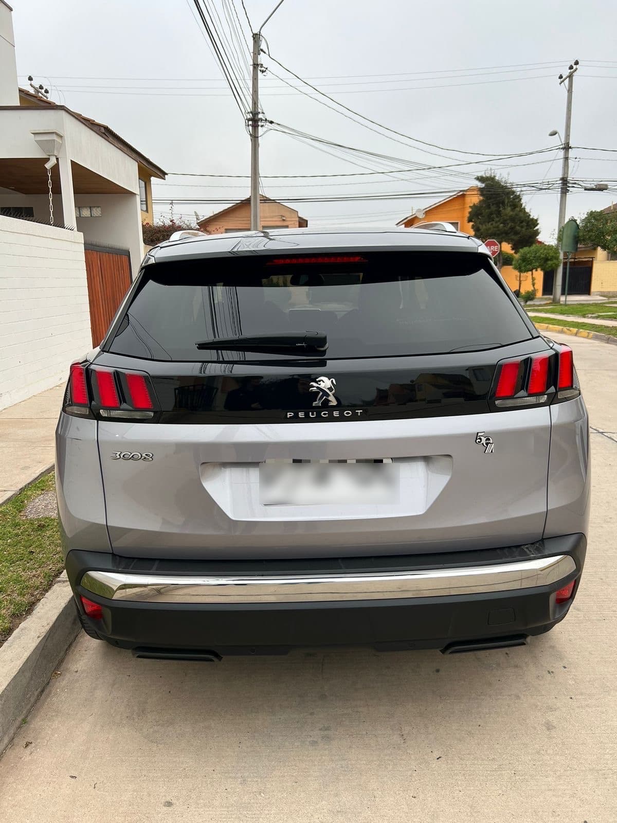 PEUGEOT 3008 1.5 Active Pack Bluehdi 130 Mt Diesel año 2021
