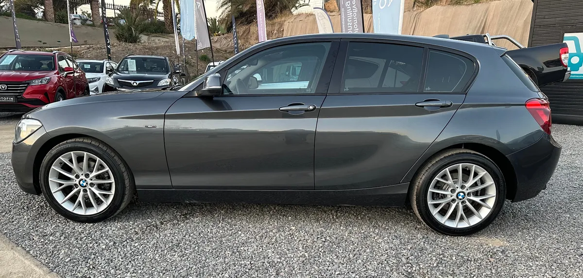 BMW 116 1.6 I 5 Puertas Line A At año 2012