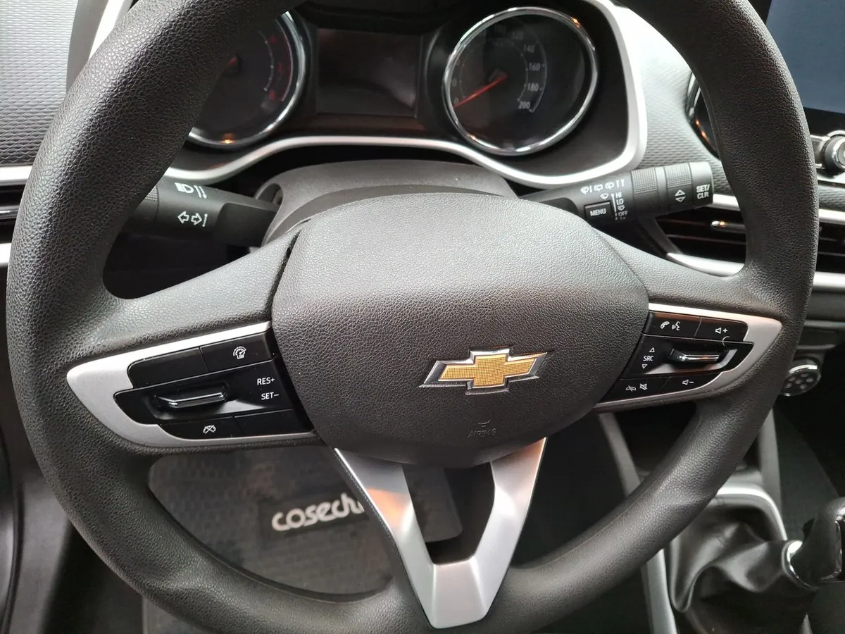 Chevrolet Tracker 1.2t Ls Fwd Mt 5p año 2022