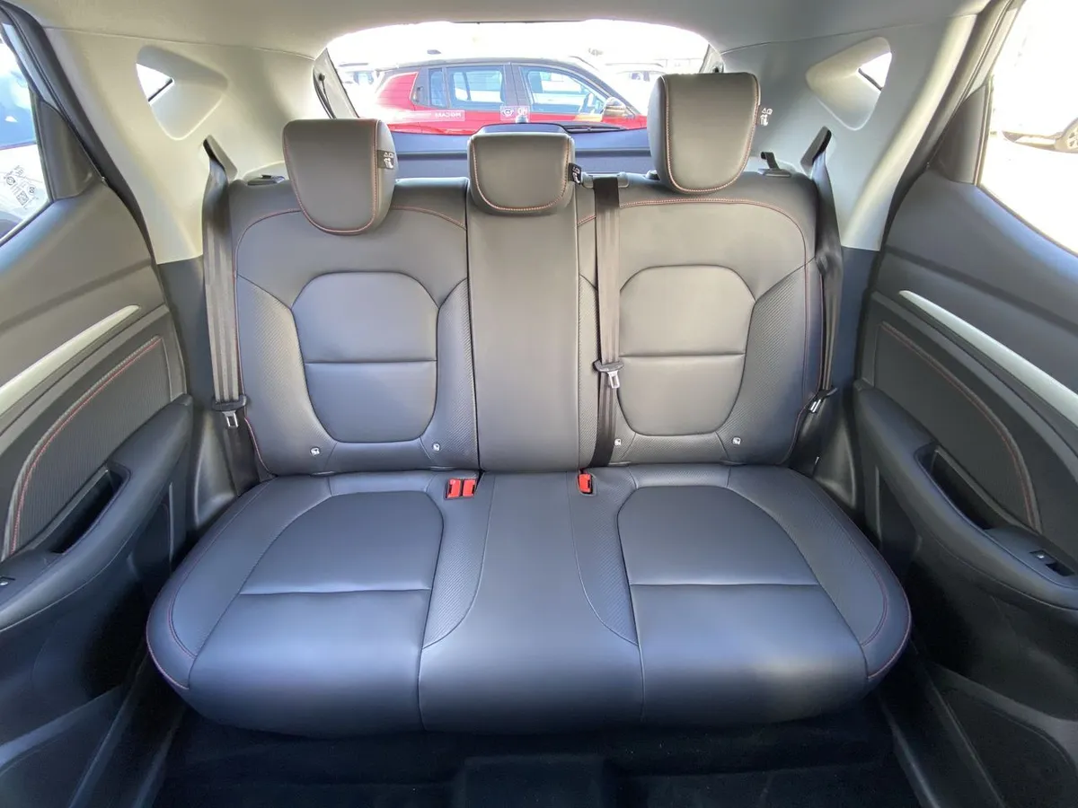 MG Mg Zx 1.5 Dlx 2wd Cvt At 5p año 2026