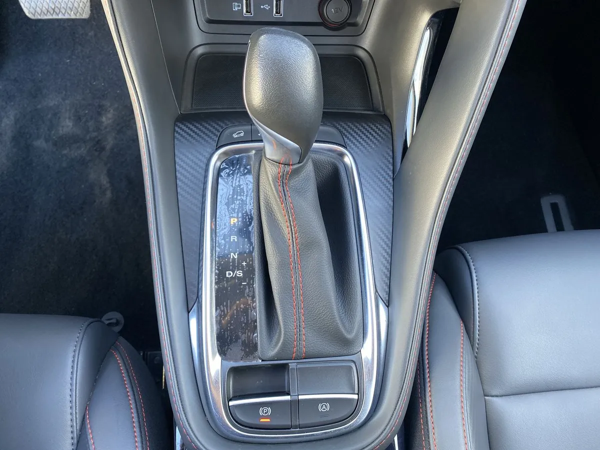 MG Mg Zx 1.5 Dlx 2wd Cvt At 5p año 2026