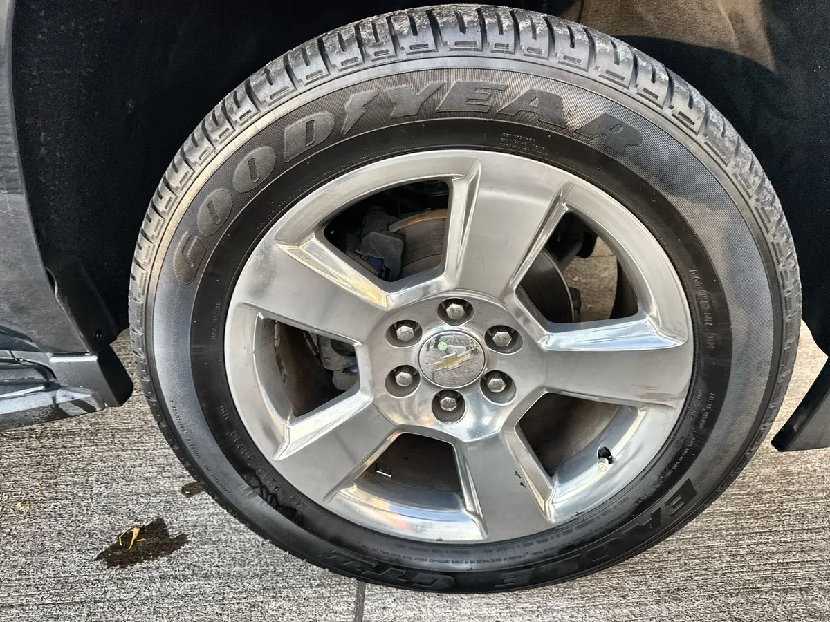 Chevrolet Tahoe 5.3 Lt 4x4 At 5p año 2021