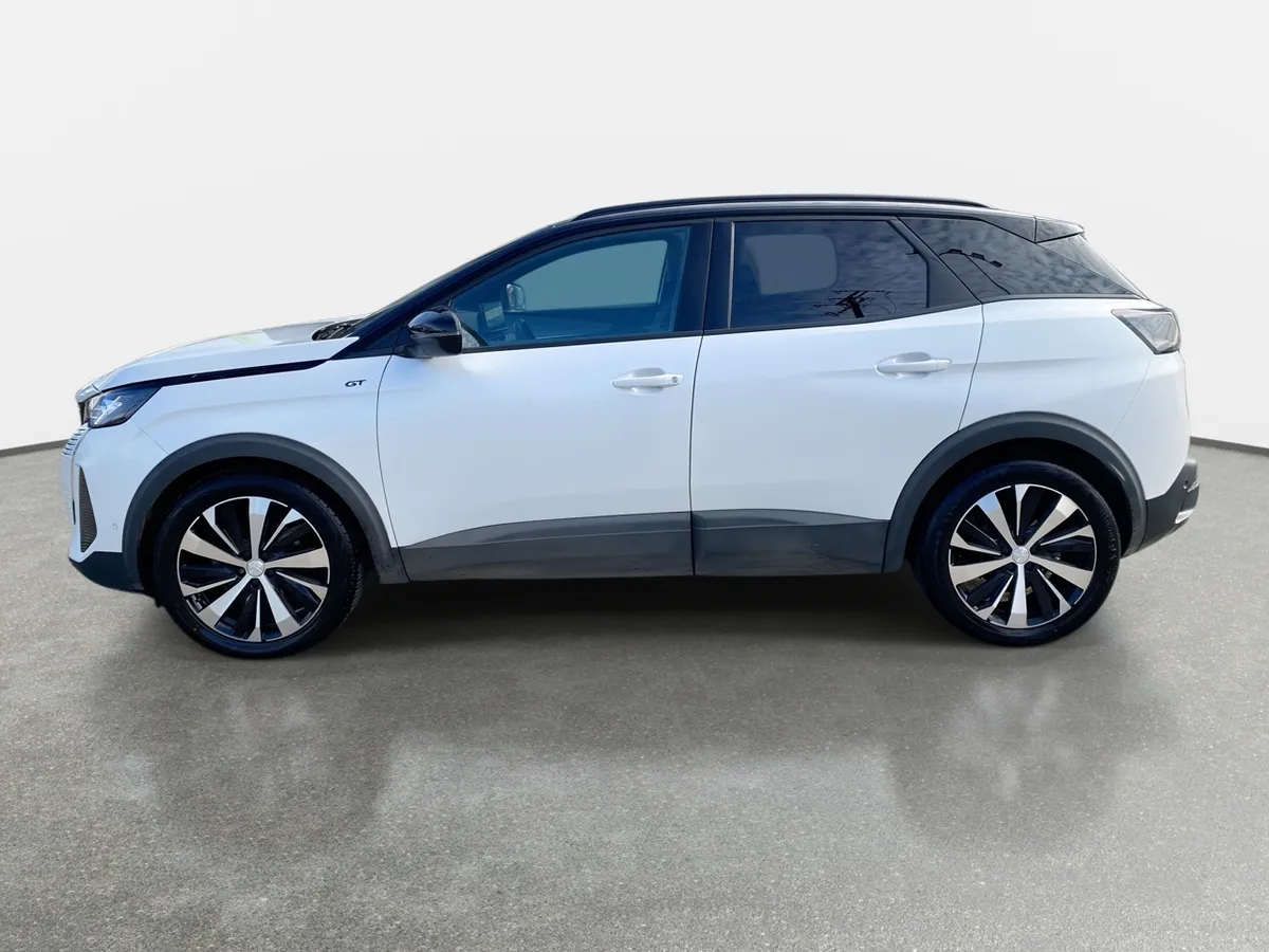 Peugeot 3008 1.5 Gt Black Pack Bluehdi 130 4x2 Eat8 5p año 2024