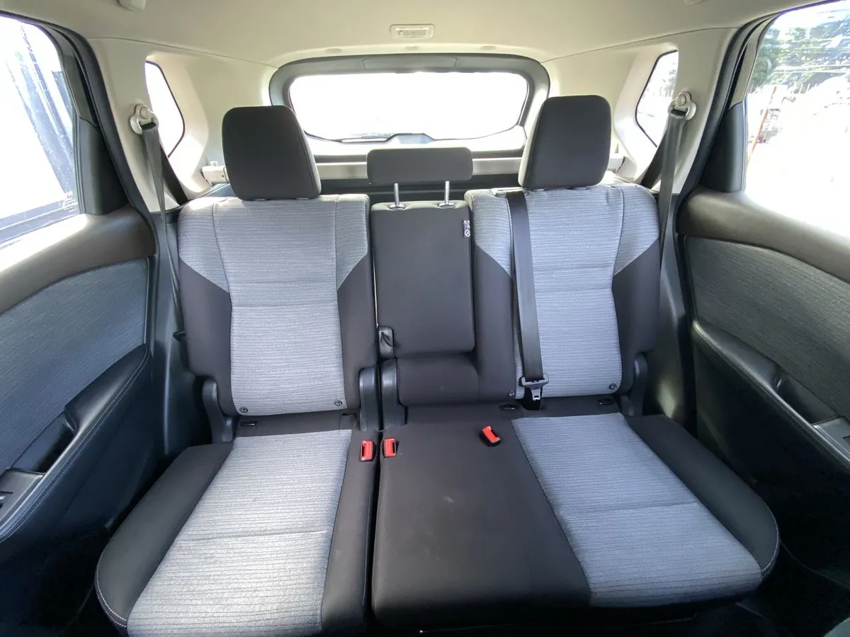 Nissan X-Trail 2.5 Sense Mc 4x2 2row Cvt At 5p año 2023