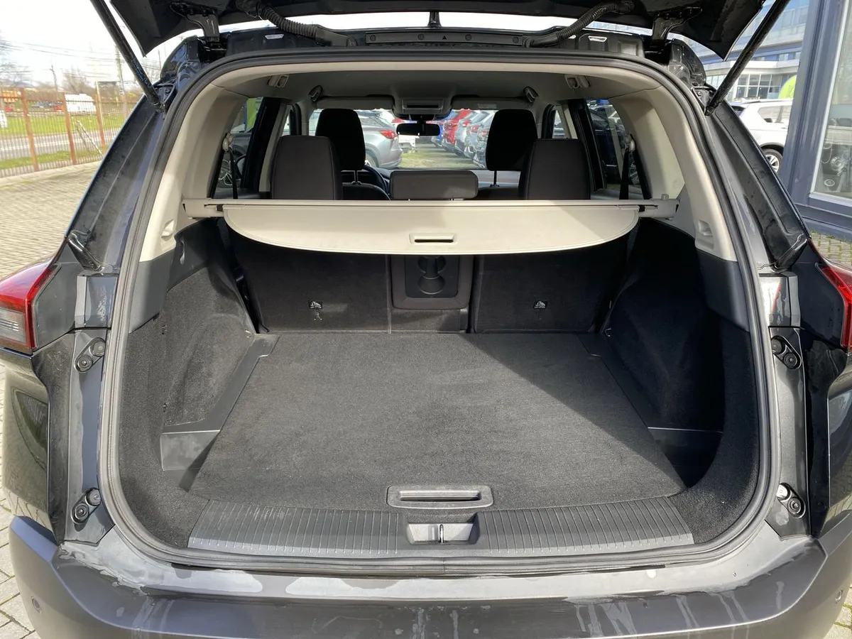 Nissan X-Trail 2.5 Sense Mc 4x2 2row Cvt At 5p año 2023