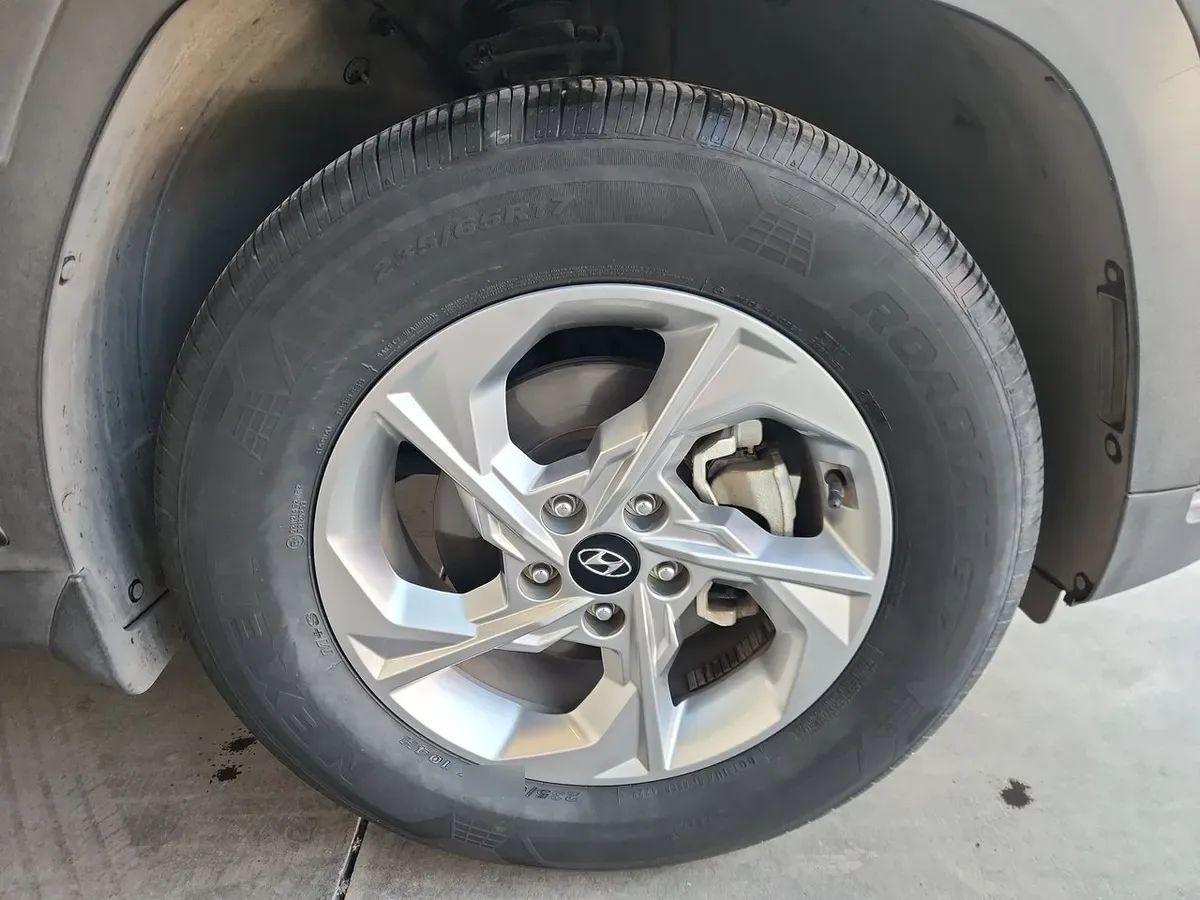 Hyundai Tucson 2.0 Nx4 Plus 2wd At 5p año 2023