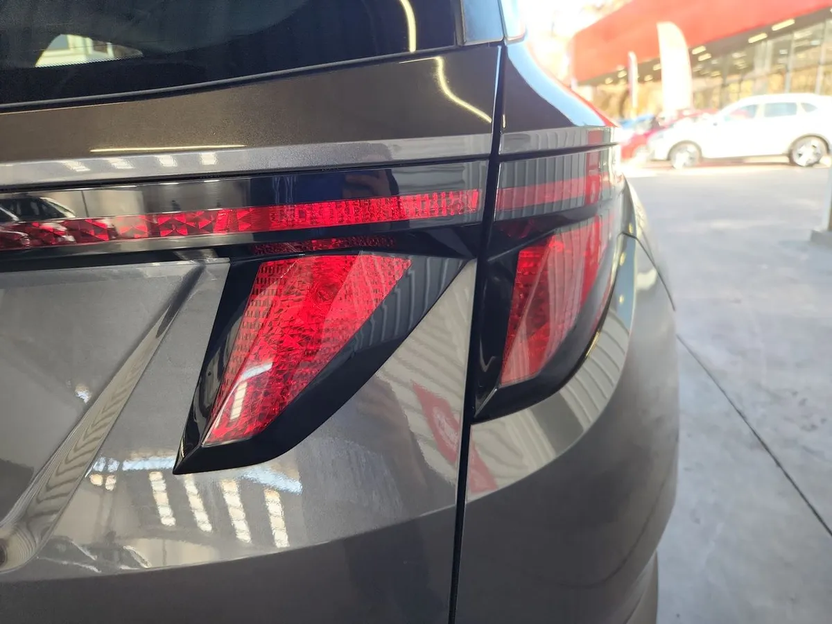 Hyundai Tucson 2.0 Nx4 Plus 2wd At 5p año 2023