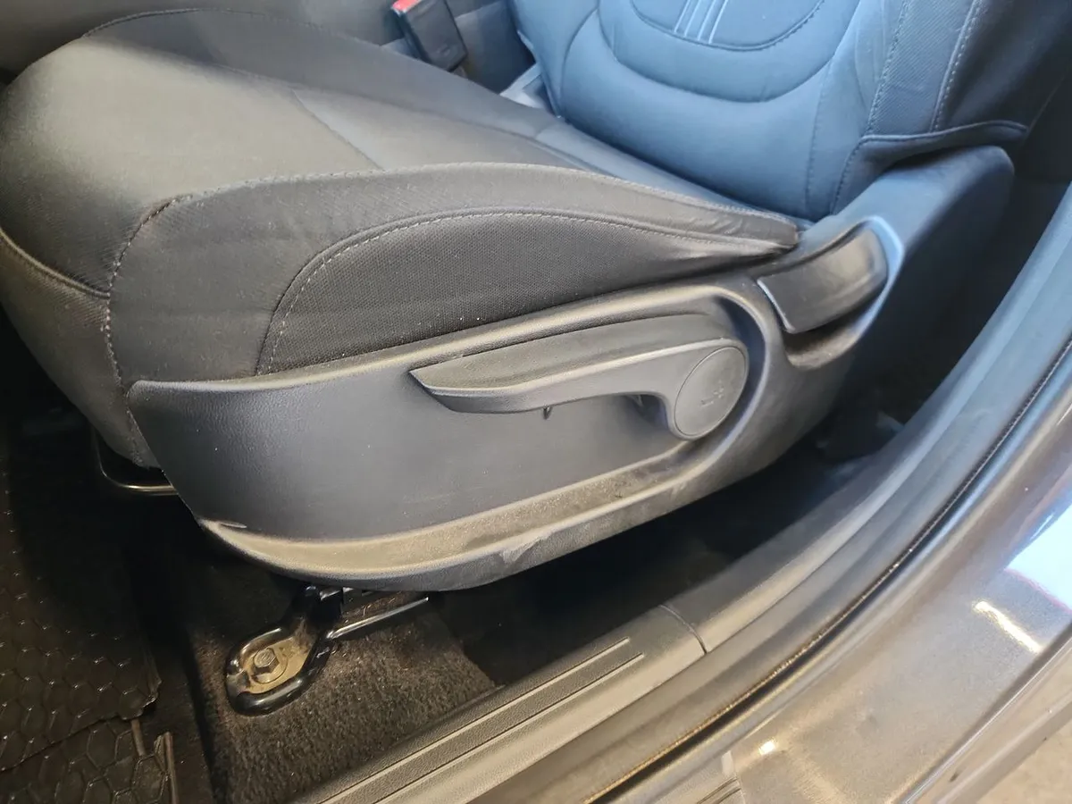 Hyundai Tucson 2.0 Nx4 Plus 2wd At 5p año 2023