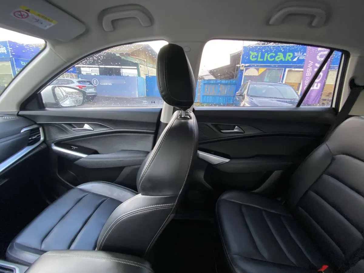 JAC Js8 1.5 Luxury Se 4x2 6mt 5p año 2024