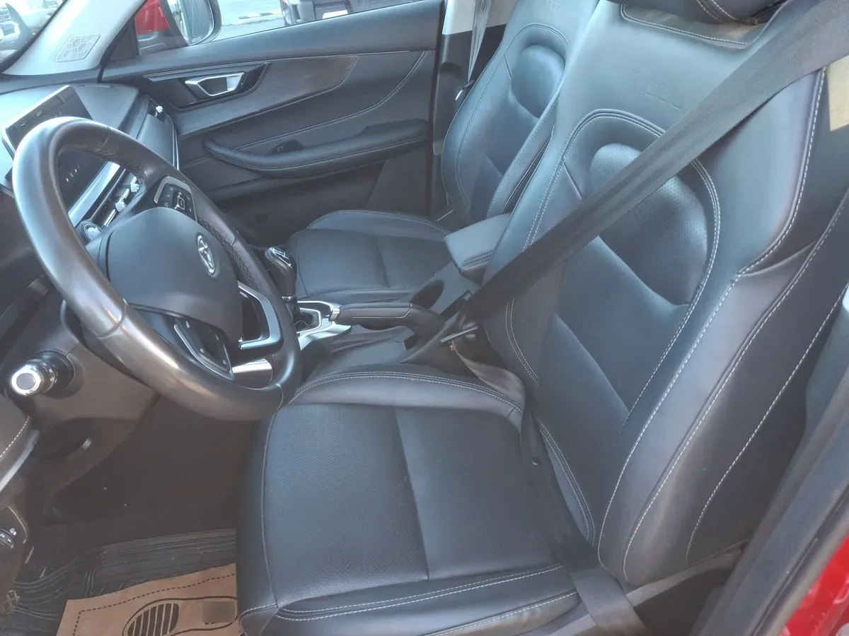 Chery Tiggo 3 Pro 1.5t Glx 4x2 Mt 5p año 2025