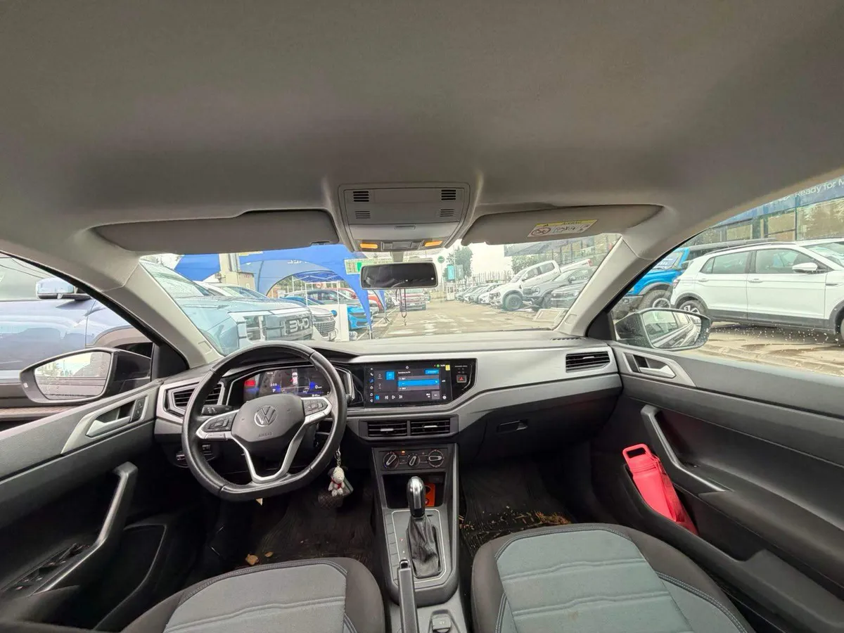Volkswagen Nivus 1.0 Tsi Comfortline 4x2 At 5p año 2023