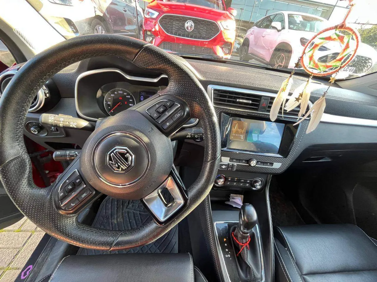 MG Mg Zs 1.5 Comfort 4x2 At 5p año 2023