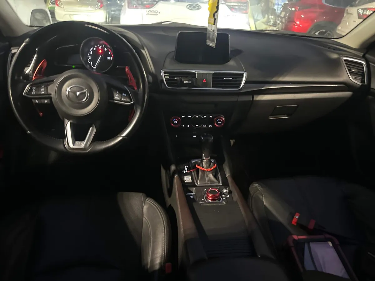Mazda 3 2.5 Gt Sport Hb Sunroof 6at 5p año 2019