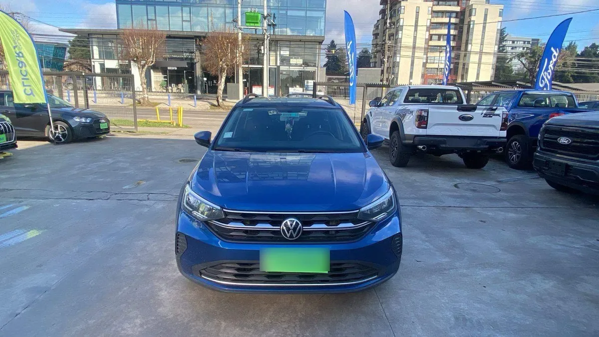 Volkswagen Nivus 1.0 Tsi Comfortline 4x2 At 5p año 2023