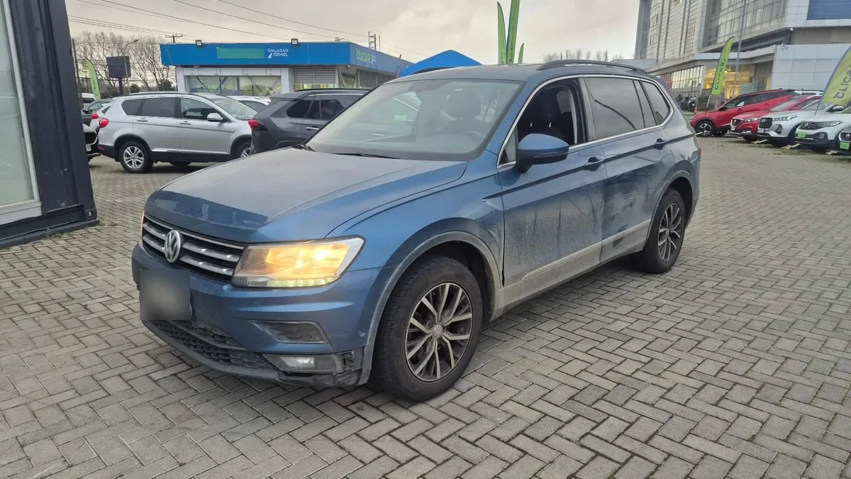 Volkswagen Tiguan 1.4 Tsi Comfortline Con Camara At 5p año 2021
