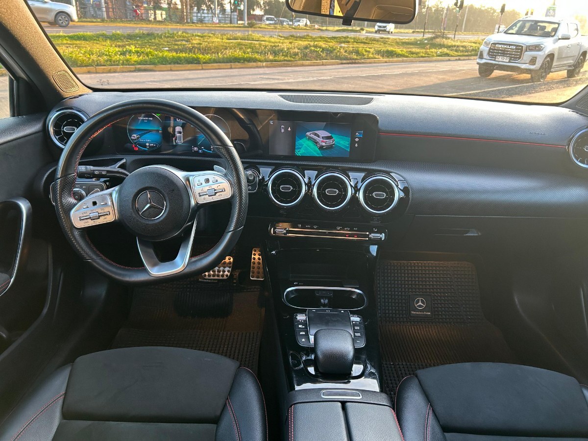 Mercedes-benz A200 A200 Hatch Back 1.3 Aut año 2021