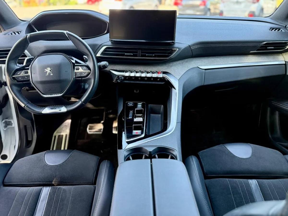 Peugeot 3008 1.6 Gt Hybrid4 E At Hibrido año 2024