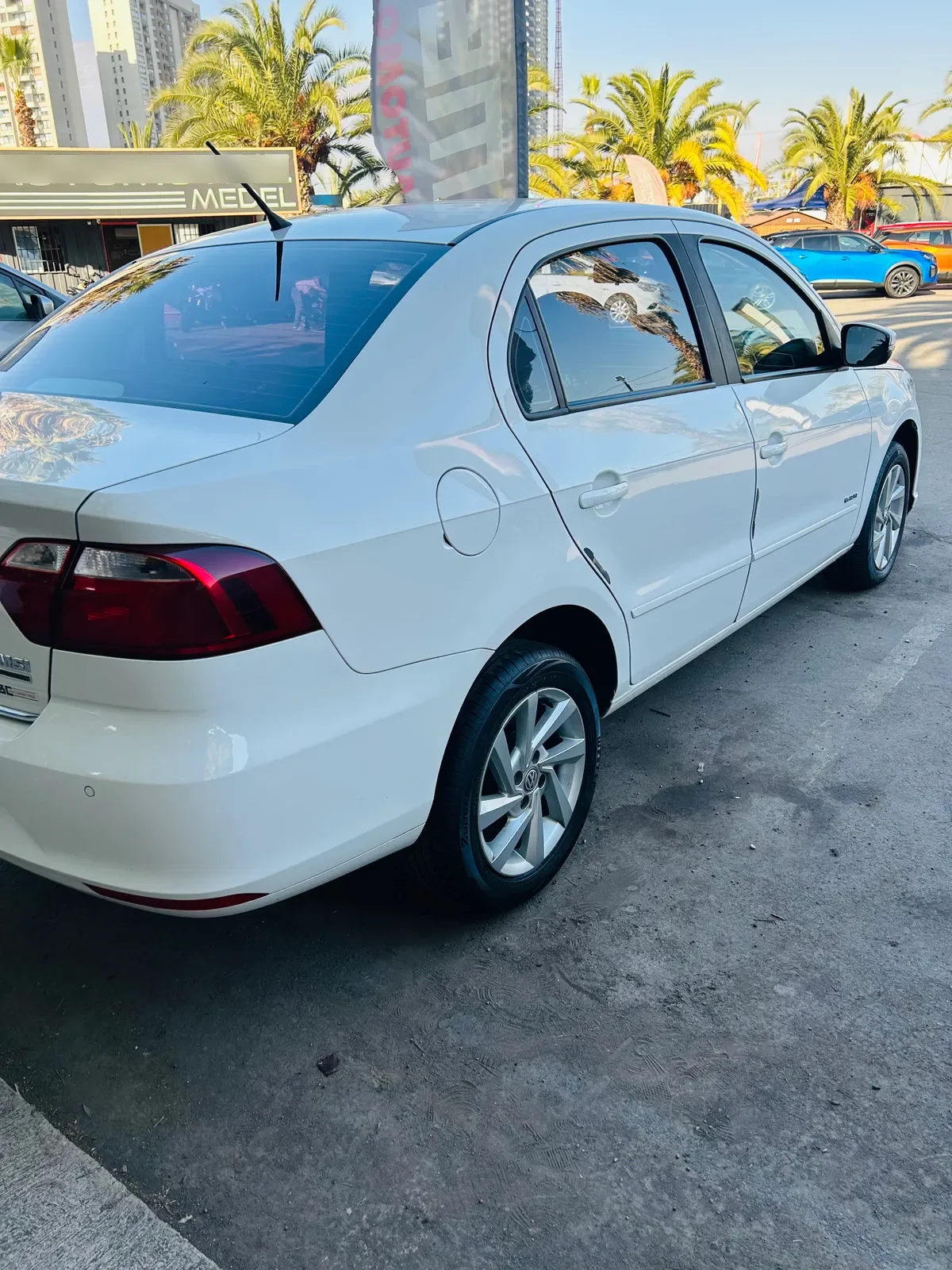 VOLKSWAGEN VOYAGE 1.6 Highline At año 2020