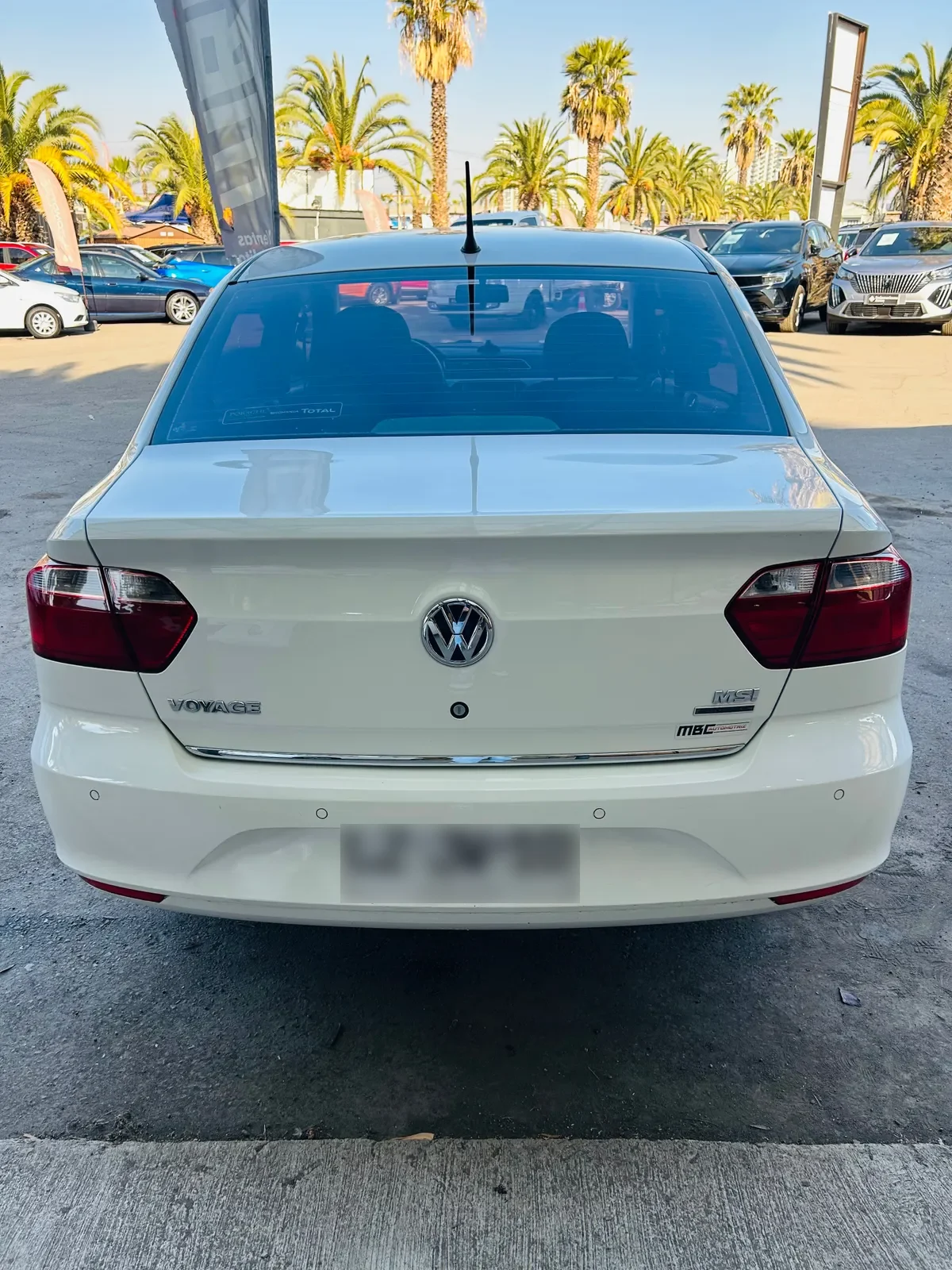 VOLKSWAGEN VOYAGE 1.6 Highline At año 2020