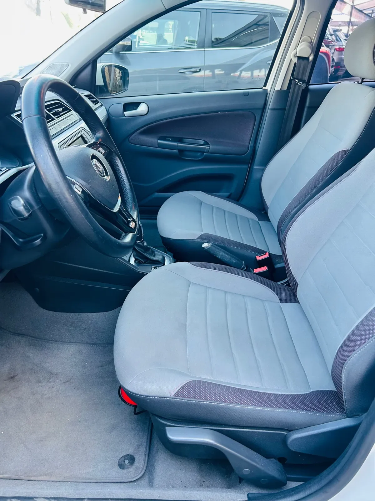 VOLKSWAGEN VOYAGE 1.6 Highline At año 2020