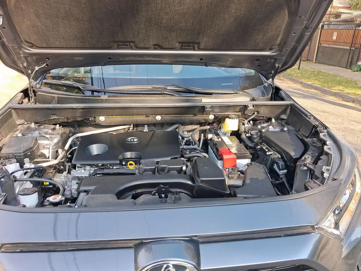 Toyota Rav 4 2.0 Le 4x2 Cvt At 5p año 2026