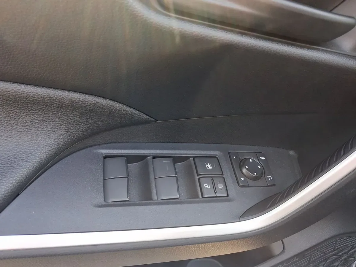 Toyota Rav 4 2.0 Le 4x2 Cvt At 5p año 2026