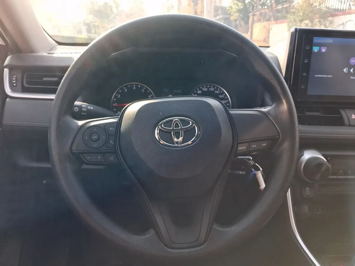 Toyota Rav 4 2.0 Le 4x2 Cvt At 5p año 2026
