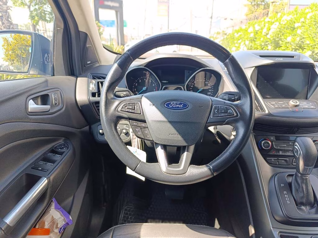 Ford Escape Ecoboost 4x2 año 2020