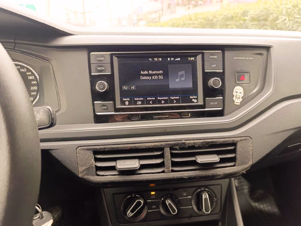 Volkswagen Polo Trendline 1.6 Mt año 2021