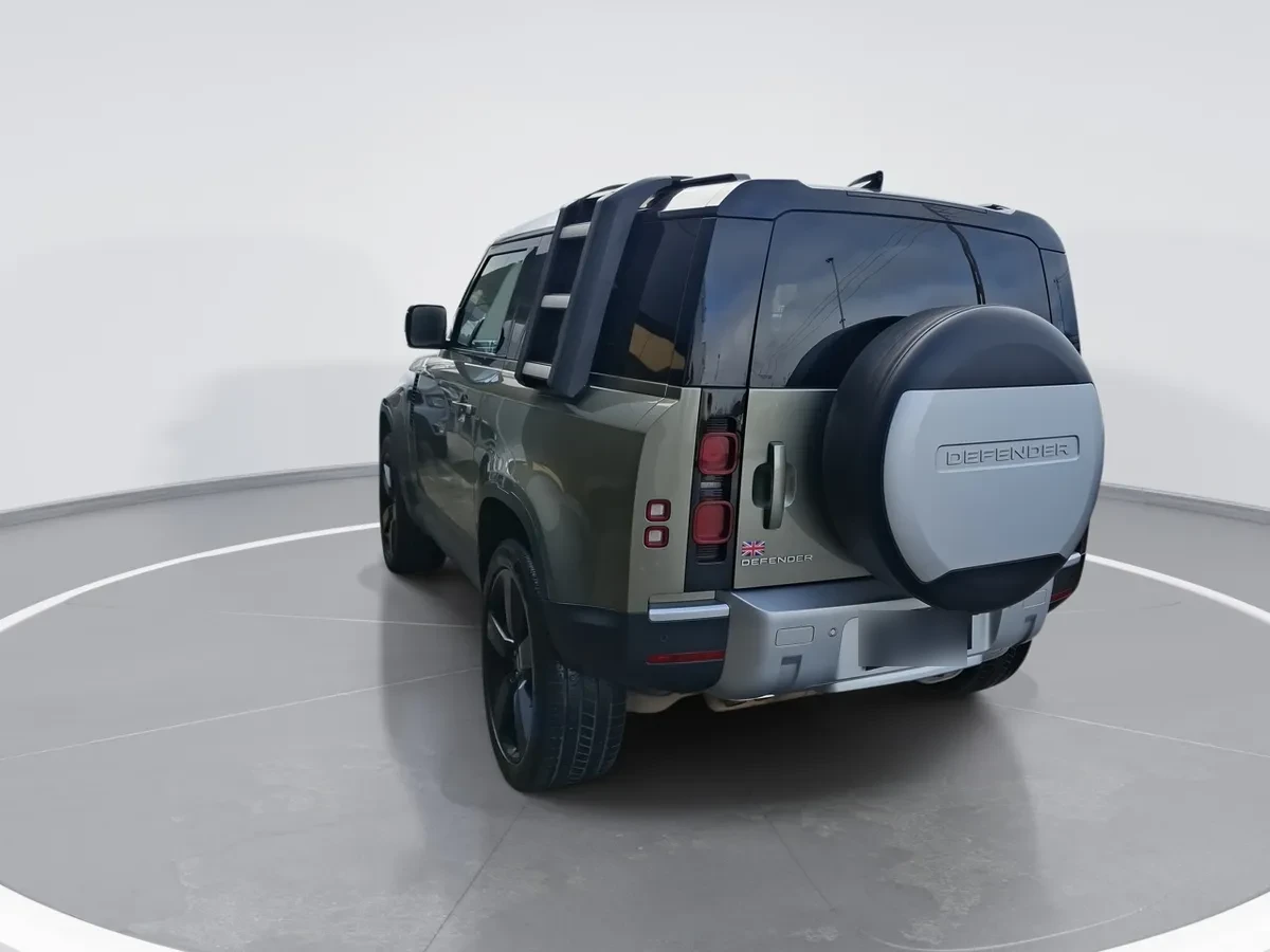 Land Rover Defender 3.0 90 Hse 4x4 At año 2025